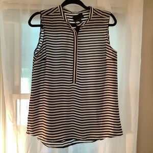 Sleeveless striped top.  Like new condition.